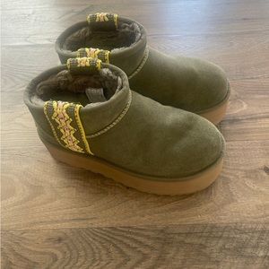 Classic Ultra Mini Braid Platform | Women’s size 6